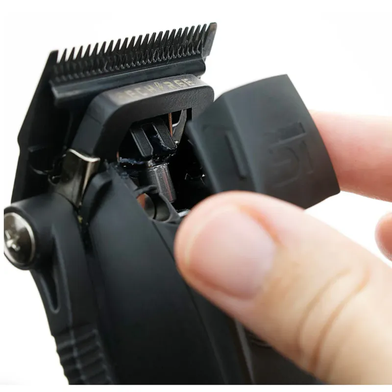 Supreme Trimmer RECHARGE™ Clipper - Red - Bild 4